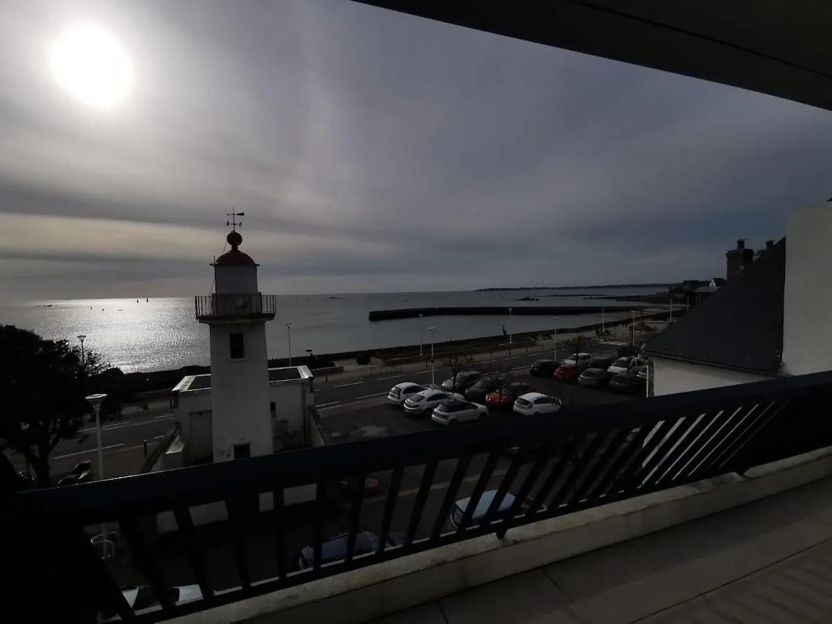 La Plume Vue Mer Parking Prive Concarneau 0*,  France